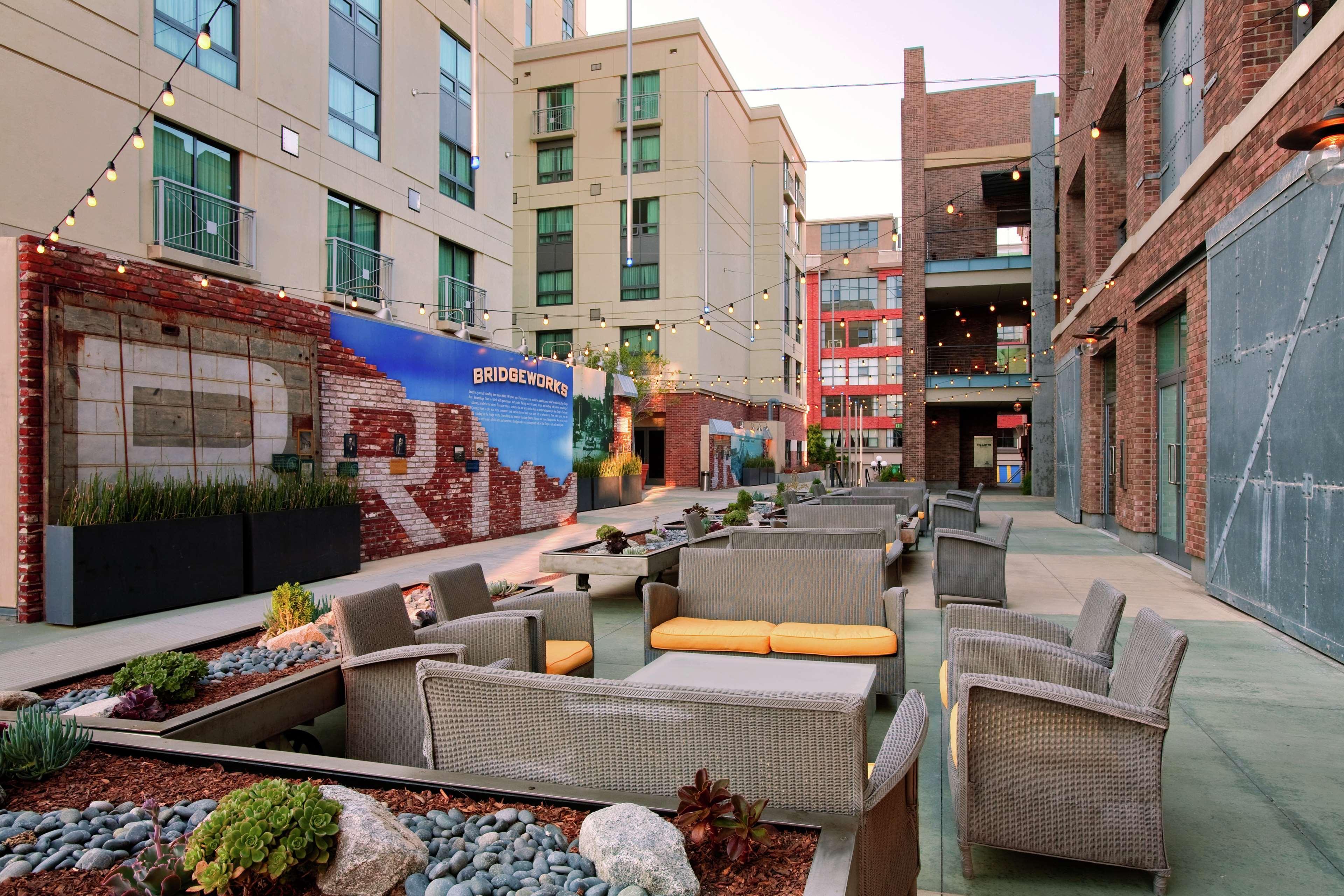 The Westfield Horton Plaza Outdoor Shopping Mall In The Gaslamp Quarter In San  Diego, Southern California, United States Of America. A View Of The Inner  Court Inside The Mall. Stock Photo, Picture